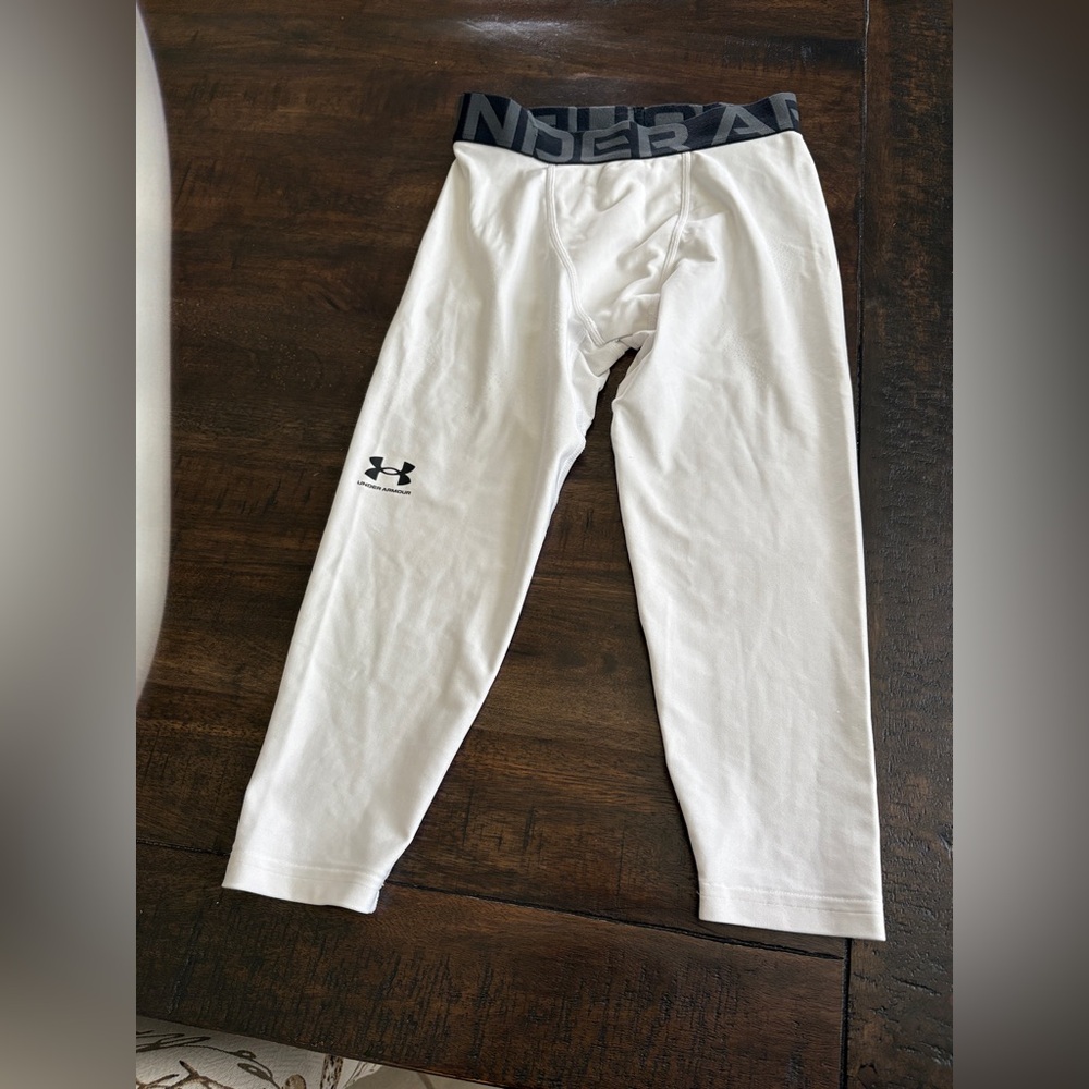 Under Armour Boys' Heatgear Base Layer Leggings White Youth Medium Fitted